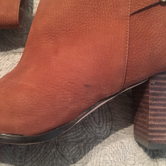 WORN ONCE Cole Haan Nubuck Leather Bootie - Picture 2 of 6